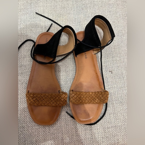 Lucky brand Adannta Flat Sandal with ankle tie - Picture 2 of 5